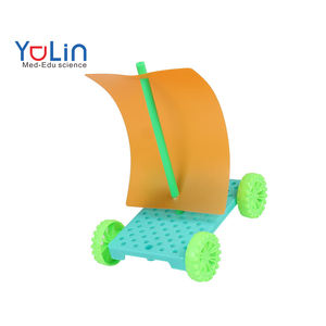 Voiture à Voile en Plastique Verte Amusante, Expérience de <span class=keywords><strong>Physique</strong></span>, Outil d'Éducation Scientifique pour Enfants pour l'École - Product Image 1