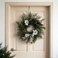 Couronne de Noël rustique aux baies rouges avec nœud en velours, poinsettia et faux cèdre, pour cheminée, manteau de cheminée, décoration murale de ferme ou maison