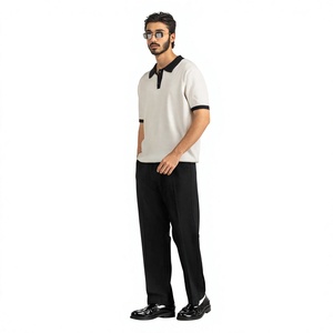 Polo en coton blanc pour homme avec col et poignets noirs, manches courtes, design uni tricoté, respirant, coupe classique - Product Image 4