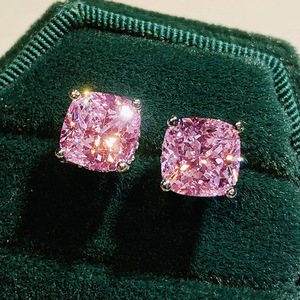 Orecchini a Perno Quadrati con Quattro Punte per Donne, Design Geometrico, Accessori per Orecchie alla Moda per Uso Quotidiano - Product Image 3