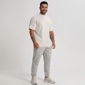 T-shirt Homme 100% Coton Respirant Grammage Lourd 280 GSM Coupe Oversize avec Logo Brodé Personnalisé et Épaules Tombantes - Product Image 1