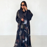 Nouvelle Abaya Ouverte en Chiffon Noir à Imprimé Floral Foncé Hafizah avec Hijab, Robe Longue Modeste pour Femmes Islamiques de Dubaï, Vente en Gros