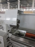 Tour à métaux semi-automatique conventionnelle de moyenne capacité, diamètre 400 mm, broche 52 mm, modèle CHT6240A (C6240C), à vendre