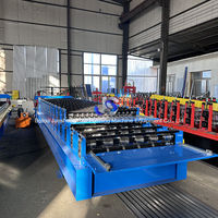 Machine de formage à froid de tôles de toiture en acier galvanisé à double couche trapézoïdale, contrôlée par PLC, haute vitesse, pour la construction
