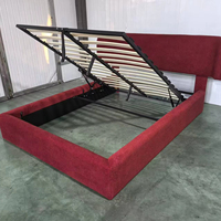 Lit plateforme moderne rembourré avec tête de lit incurvée, vente en gros B2B à faible MOQ, provenant d'une usine chinoise expérimentée