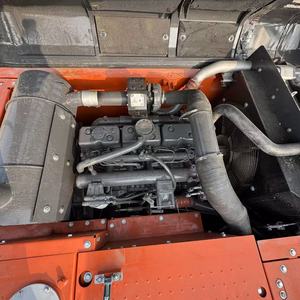 Excavatrice sur chenilles compacte Doosan DX300 d'occasion, poids en ordre de marche de 30 tonnes, capacité de la benne de 1,1 m³ - Product Image 5