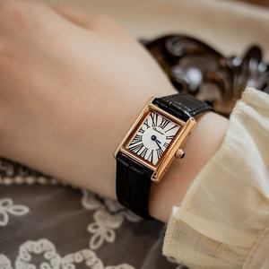 Reloj con incrustaciones de diamantes elípticos personalizado exquisito reloj de mujer de cuero genuino de moda temperamento de nicho - Product Image 4