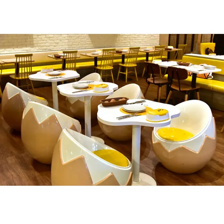Licht Luxus Modernes Design Fiberglas Supermarkt Café Halle im Freien Restaurant Lounge Ei Form Tisch und Stuhl für Restaurant