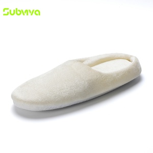 Chaussons d'hôtel jetables confortables en tissu doux à bout fermé, semelle antidérapante, pour invités de mariage, <span class=keywords><strong>spa</strong></span> et complexe hôtelier - Product Image 3