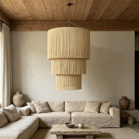 Abat-jour en macramé à pompons cylindrique à 3 niveaux, grand format, en fibre, pour usage commercial, idéal pour les galeries et les halls d'entrée