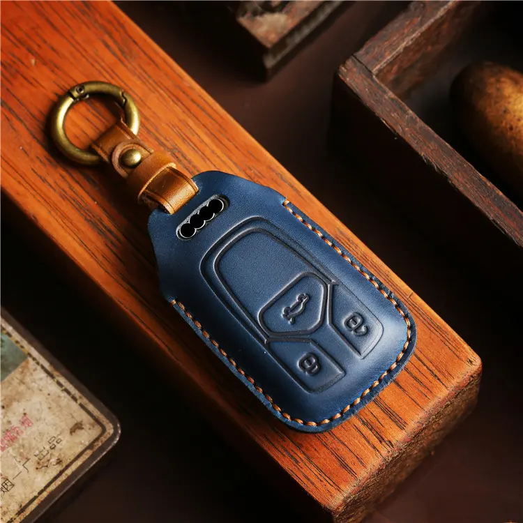 Hand Sewing Genuine Leather Car Key Case Protect Cover for Audi A3 A4 Q7 B8 Car Interior Accessories With Key Chain