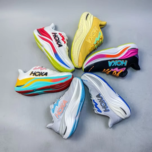 Zapatos de Diseñador de Lujo al por Mayor, Zapatillas Deportivas Cómodas, Ligeras y Transpirables con Forro de Malla, Zapatillas Personalizadas para Hombre, Tendencia de Moda Hokas Cloud - Product Image 1