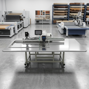 Machine programmable avec grande zone de couture de 100x40 cm pour sacs en cuir - Product Image 1