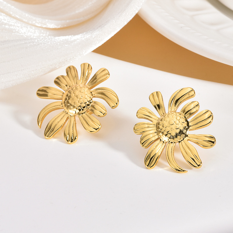 Light Luxury Exquisite Zircon Earrings High