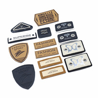 Étiquettes en cuir synthétique personnalisées avec logo en relief, patchs personnalisés pour vêtements, chapeaux, sacs