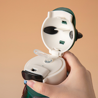 Bouteille d'eau portable en plastique CuteRabbit pour enfants avec bouchon oreilles, grande capacité, avec sangle pour l'école et les activités de plein air