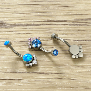 Piercing per Ombelico in Titanio ASTM F136 14G con Opale e Zirconi, Gioiello a Disco Arcuato con 5 CZ, Regalo Classico per Fidanzamento e Matrimonio - Product Image 2