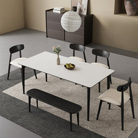 Table à manger rectangulaire moderne minimaliste en bois massif de frêne blanc de style chinois avec plateau en pierre et ensemble de chaises pour petit appartement