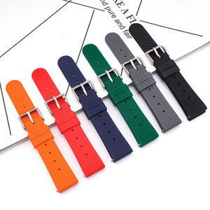 Bracelet de montre sport en silicone résistant à l'eau 20/22 mm, livraison rapide, bracelet sport tendance - Product Image 2