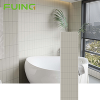 Panneau mural personnalisé en couleur et en taille, 100% imperméable, finition marbre, résistant à la moisissure, panneau mural SPC pour salle de bain et cuisine