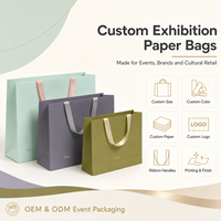 Sacs shopping en papier d'art imprimés sur mesure avec logos et poignées en ruban long pour les expositions, les salons professionnels, les conférences, les cadeaux promotionnels