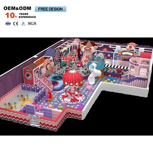 Dream Catch, Parque Infantil Interior de Madera para Niños, Laberinto de Juegos Suaves de 200 Metros Cuadrados en Colores Rosa Pastel - Product Image 1