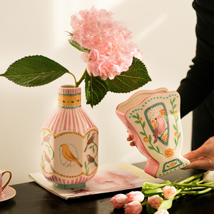 Vaso in Ceramica a Doppia Faccia con Notturna e Rosa Disegnati a Mano, Ispirato ad Oscar Wilde, Vaso Creativo Ornamento da Tavolo per Soggiorno - Product Image 5