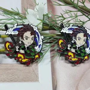 Broche personalizado de aleación de zinc para niños, alfileres de anime esmaltados de metal con dibujos de demon slayer de 2 pulgadas