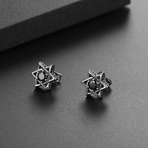 European American Style <b>Titanium</b> Steel Star <b>Stud</b> Earrings Bezel Set Zircon CF151 - Product Image 2