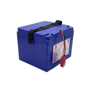 Batería de ciclo profundo LiFePO4 de 14kWh 76.8V 180Ah con Bluetooth y autocalentamiento KUNETIC LFP-76180, 6000 ciclos, para carrito de golf y Club Car - Product Image 1