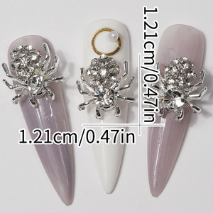 ของตกแต่งเล็บลายแมงมุมสีเงิน 3 มิติ ประดับด้วยเพชรเมทัลลิก สำหรับตกแต่งเล็บฮาโลวีน DIY ดีไซน์สุดฮิต - Product Image 3