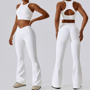 Set Sportivo da <span class=keywords><strong>Donna</strong></span> con Logo Personalizzato, Schiena Scoperta, Aderente e ad Asciugatura Rapida, Composto da Canotta Yoga e Pantaloni Fitness a Zampa Larga - Product Image 5