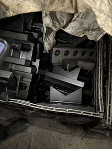 Nouvelle règle d'<span class=keywords><strong>angle</strong></span> de positionnement Jianzhong en fonte poreuse pour table de soudage - Compatibilité de fixation flexible, ouverture 28 mm/16 mm, garantie 1 an - Product Image 5