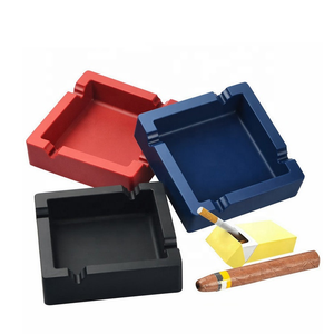<span class=keywords><strong>Cendrier</strong></span> carré en silicone portable et économique avec logo personnalisé pour cigares - Product Image 1