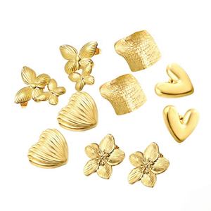 Boucles d'oreilles clous en acier inoxydable plaqué or 18 carats, étanches, motif fleurs, pour femmes, vente en gros de bijoux fantaisie, cadeau tendance - Product Image 1