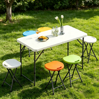 Table en PEHD, PP et acier moulé par soufflage avec pieds en acier, ourlet raffiné, style américain, économique et pratique