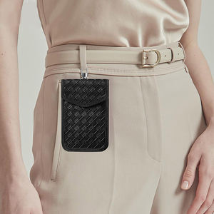 Étui bloqueur de signal de clé de <span class=keywords><strong>voiture</strong></span> étui de protection de signal étui de protection <span class=keywords><strong>pour</strong></span> anneau de clés de <span class=keywords><strong>voiture</strong></span> sac de <span class=keywords><strong>blocage</strong></span> <span class=keywords><strong>RFID</strong></span> sans clé - Product Image 2