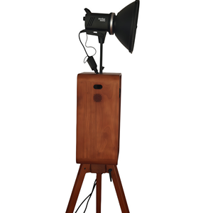 इसी तरह के प्रतीक रेट्रो लकड़ी के फोटो बूथ सेल्फी कैमरा बूथ में शामिल है जिसमें 18.5 टच स्क्रीन शामिल है - Product Image 2