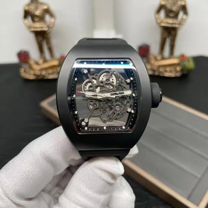 Montre mécanique automatique squelettée sportive décontractée en fibre de carbone noire 3502, classique et tendance, pour hommes, best-seller - Product Image 1