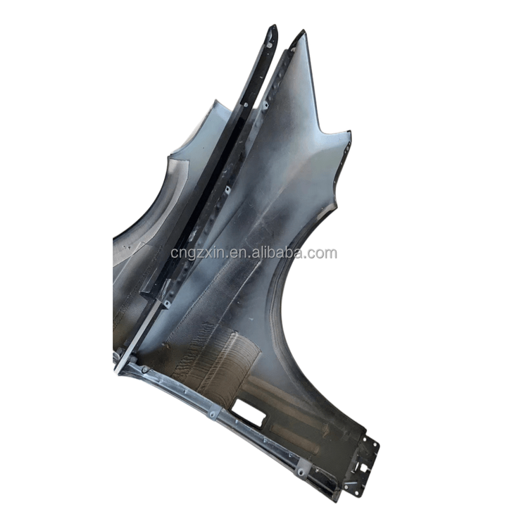 Original second-hand Rolls Royce Cullinan RR31 fender left and 