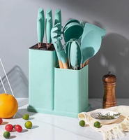 Ensemble d'ustensiles de cuisine en silicone de qualité alimentaire, 19 pièces, avec manche en bois, outils de cuisson, planche à découper, seau de rangement, ensemble d'accessoires de cuisine