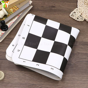 Nuovo Scacchiera Arrotolabile in Pelle, Tappetino da <span class=keywords><strong>Gioco</strong></span> Leggero, Scacchiera Portatile Morbida e Arrotolabile per <span class=keywords><strong>Principianti</strong></span> - Product Image 3