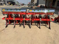 Transplanteur de machine semoir efficace pour le maïs Sorgho Terrain-Imitant le profil Grande boîte de vitesses à six rangées avec composants d'engrenage central