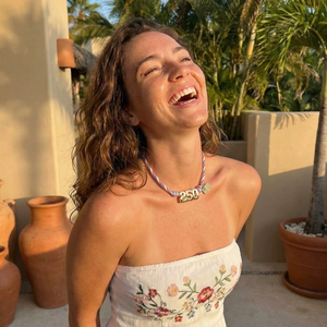 Pulsera de <span class=keywords><strong>Cuerda</strong></span> con Colgante de Honor 'America 250', Hecha a Mano en EE. UU., para el 250 Aniversario de <span class=keywords><strong>la</strong></span> Independencia, Joyería Patriótica para Mujer - Product Image 5