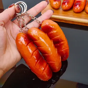PCV 3D-Schlüsselanhänger für Lebensmittel simulierte Hot Dog-Wurst Krispissen Grillwürstchen Schlüsselanhänger Modell Wurst-Requisiten Lebensmittel-Spielzeug-Schlüsselanhänger