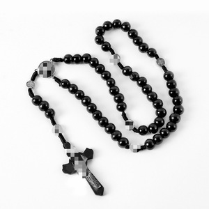 Chapelet Catholique Crucifix Bijoux Religieux Perles en Bois Naturel Chapelets Faits Main Colliers Croix - Product Image 3