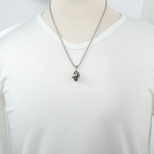 Stainless Steel Skull Pendant Necklace With Dragon Claw Design <b>Silver</b> Color For Men Women Fashion Jewelry 122039 - Product Image 4