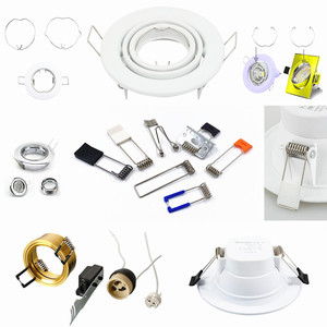 Giá đỡ chụp đèn Anh Quốc 2 tay vịn kẹp lò xo giữ đèn tường, đèn treo, khung đỡ đèn - Product Image 6