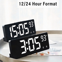 Horloge de bureau numérique LED multifonctionnelle créative, grand écran, calendrier, design moderne, plusieurs alarmes, alimentée par USB pour une utilisation en intérieur