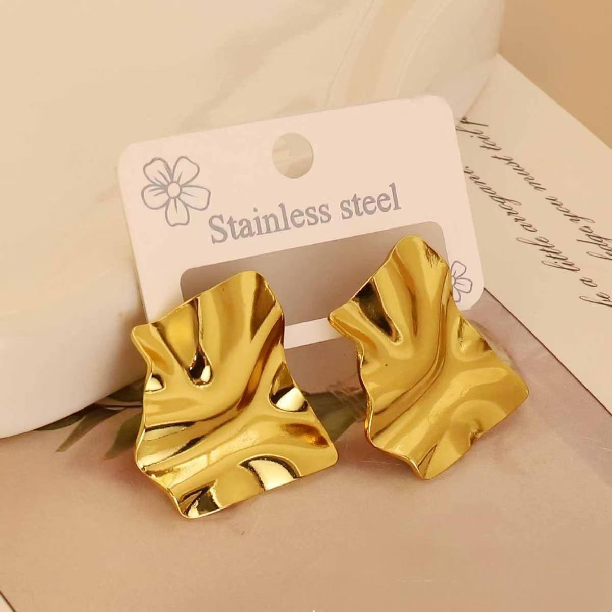 gold Irregular rectangle